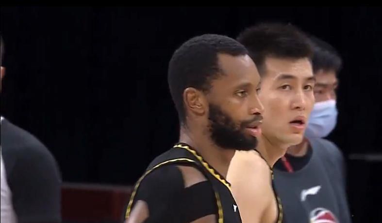 记者Ben Jacobs消息，切尔西中场拉维亚已经参加了球队备战布莱顿的训练。